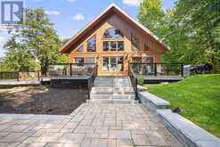 26 WALLACE ISLAND | Leeds and the Thousand Islands Ontario | Slide Image Four