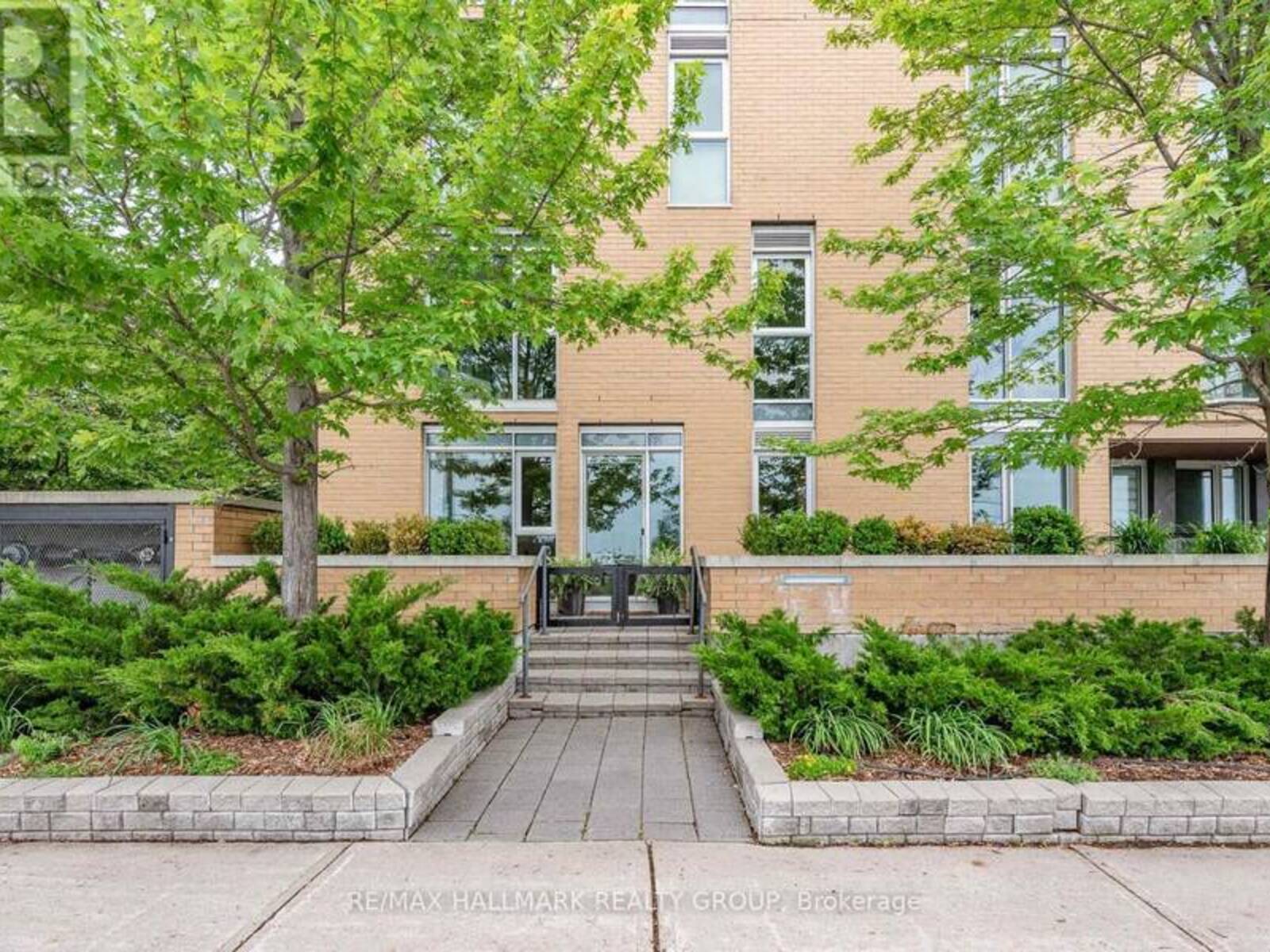 110 - 200 LETT STREET, Ottawa, Ontario K1R 0A7
