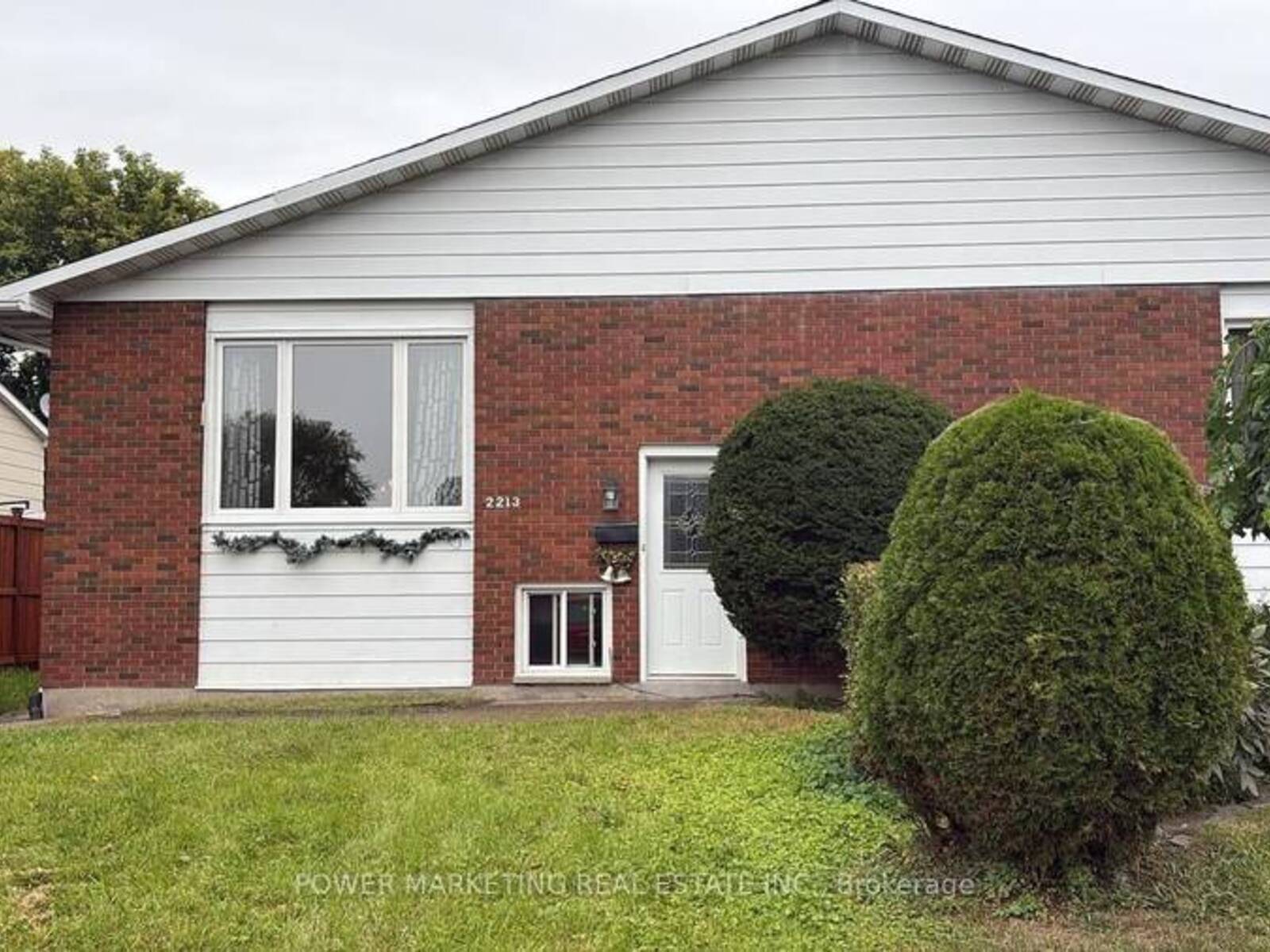 2213 FILLMORE CRESCENT, Ottawa, Ontario K1J 6A1