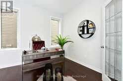 504 BRECCIA HEIGHTS | Ottawa Ontario | Slide Image Twelve
