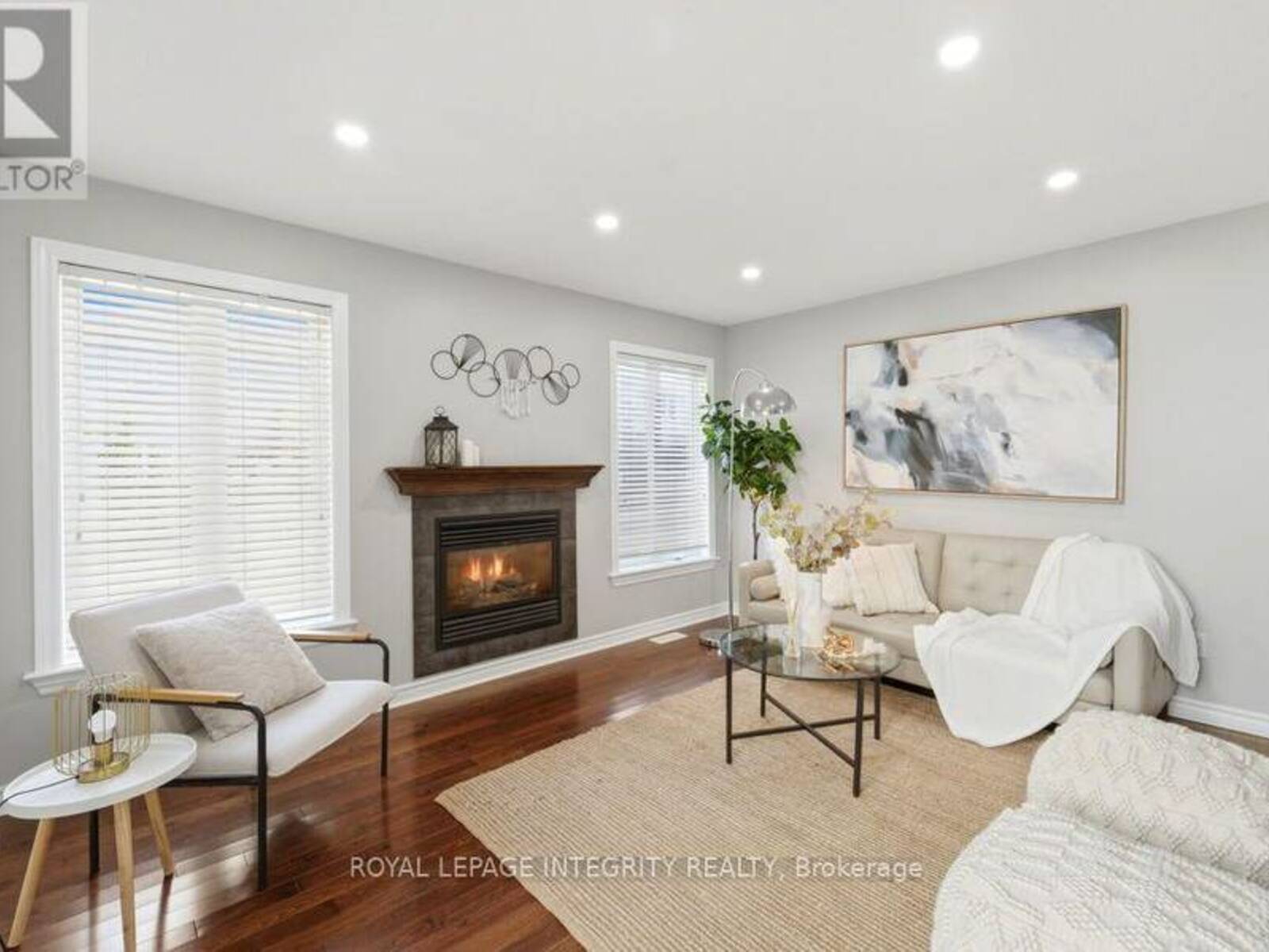 209 TEWSLEY DRIVE, Ottawa, Ontario K1V 0Y7