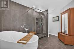 1672 DES RAVINS PLACE | Ottawa Ontario | Slide Image Thirty