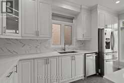 27 UPMINSTER WAY | Ottawa Ontario | Slide Image Seventeen
