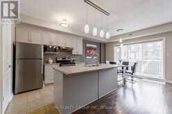 B - 40 TAYSIDE PRIVATE | Ottawa Ontario | Slide Image Sixteen