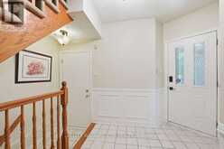 15 LOCHELAND CRESCENT | Ottawa Ontario | Slide Image Three
