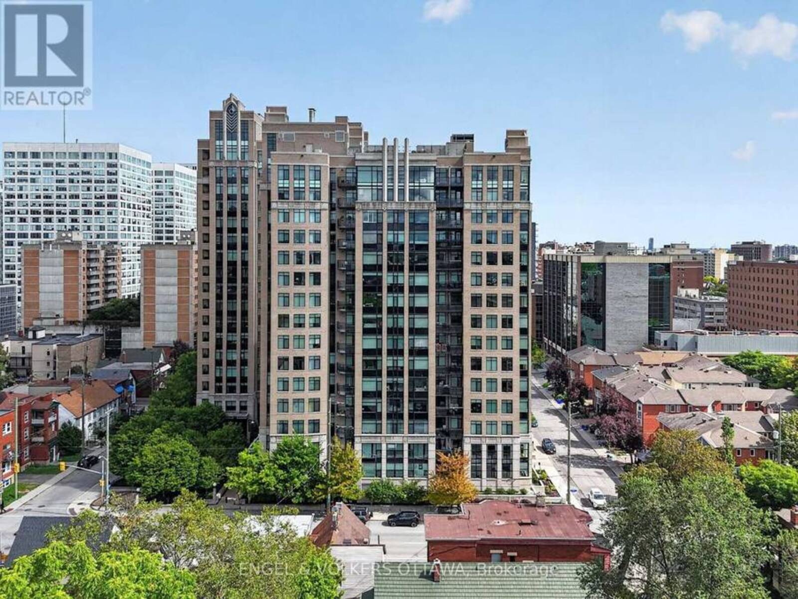 706 - 245 KENT STREET, Ottawa, Ontario K2P 0A5