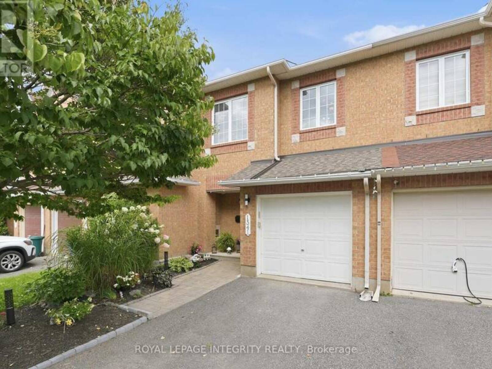 1341 HALTON TERRACE, Ottawa, Ontario K2K 3J2