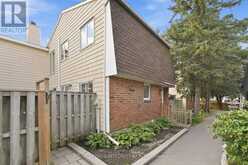 248 SALTER CRESCENT | Ottawa Ontario | Slide Image Three