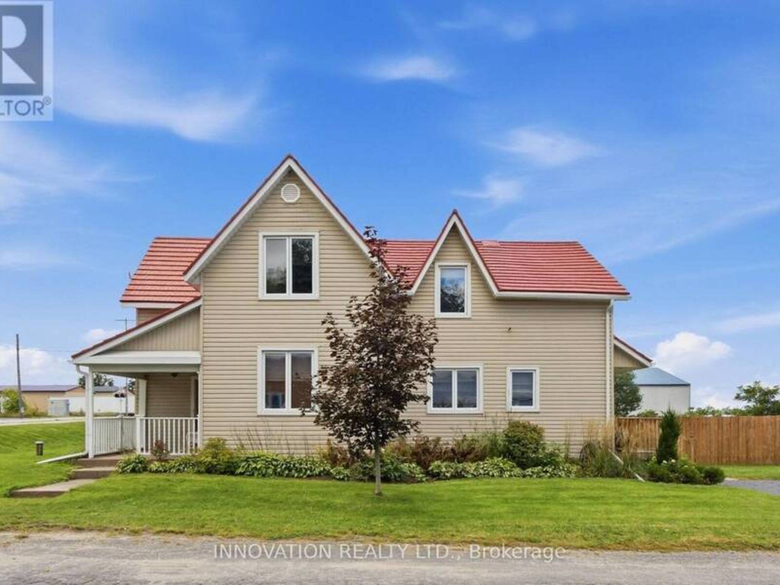 101 MARY STREET, Kinburn, Ontario K0A 2H0