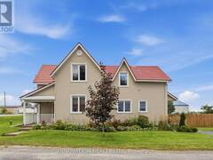 101 MARY STREET Kinburn Ontario, K0A 2H0