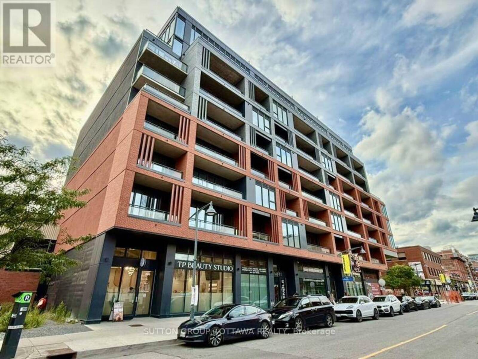 617 - 10 JAMES STREET, Ottawa, Ontario K2P 1T2