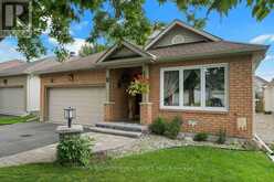 8 FIELDCREST AVENUE | Ottawa Ontario | Slide Image Two