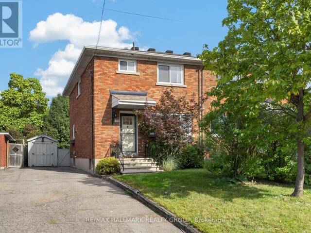 1213 EMPEROR AVENUE Ottawa Ontario, K1Z 8C3 - 3 Bedrooms Home For Sale