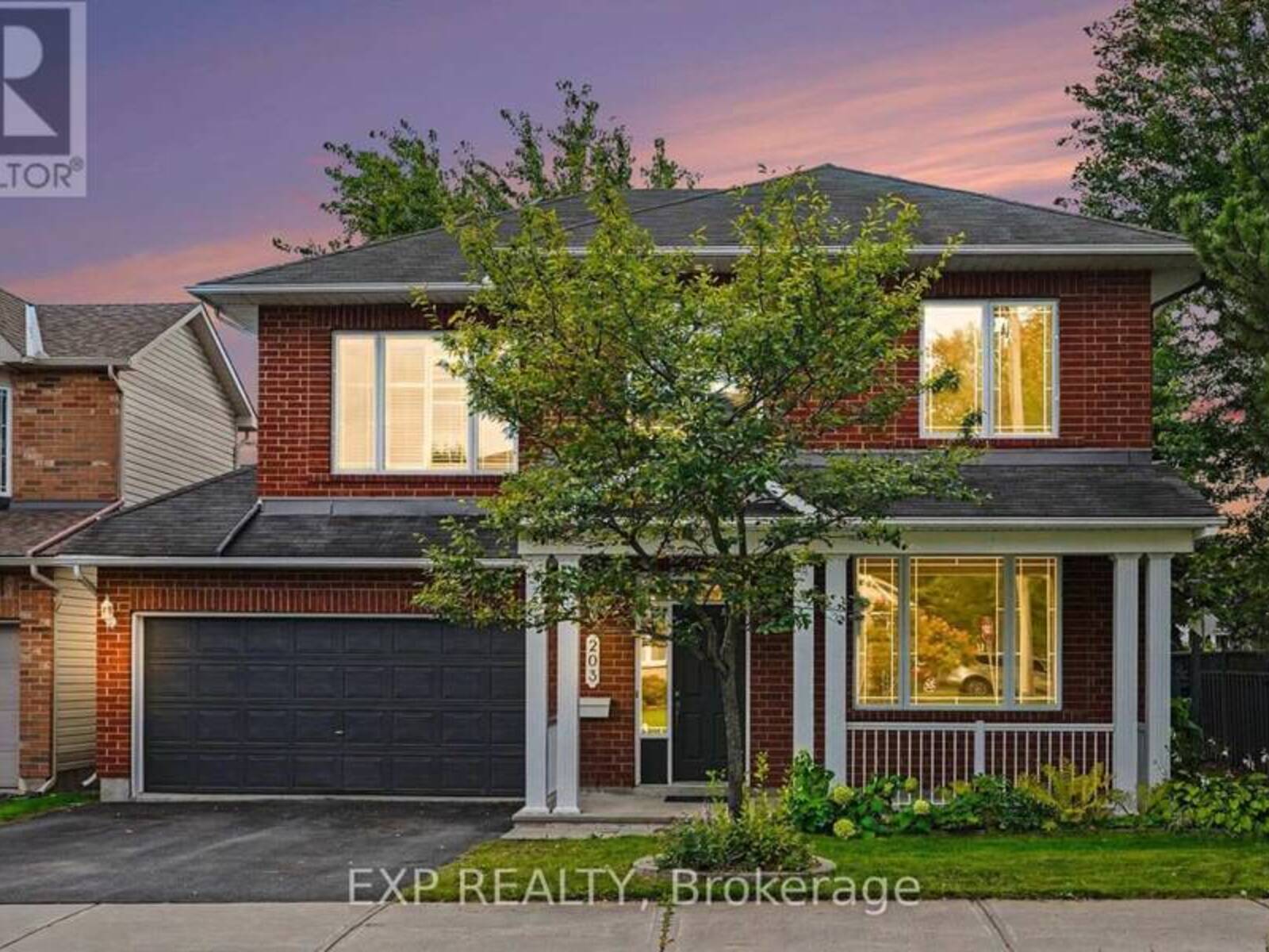 203 HARBOUR VIEW STREET, Ottawa, Ontario K2G 7B2