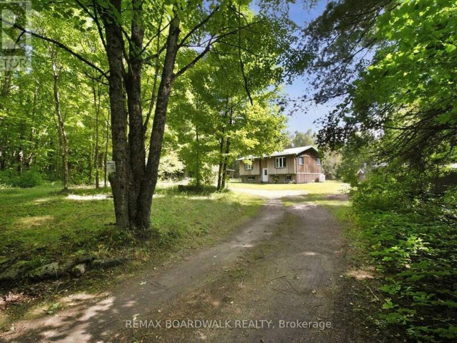 6043 511 HIGHWAY, Lanark, Ontario K0G 1K0