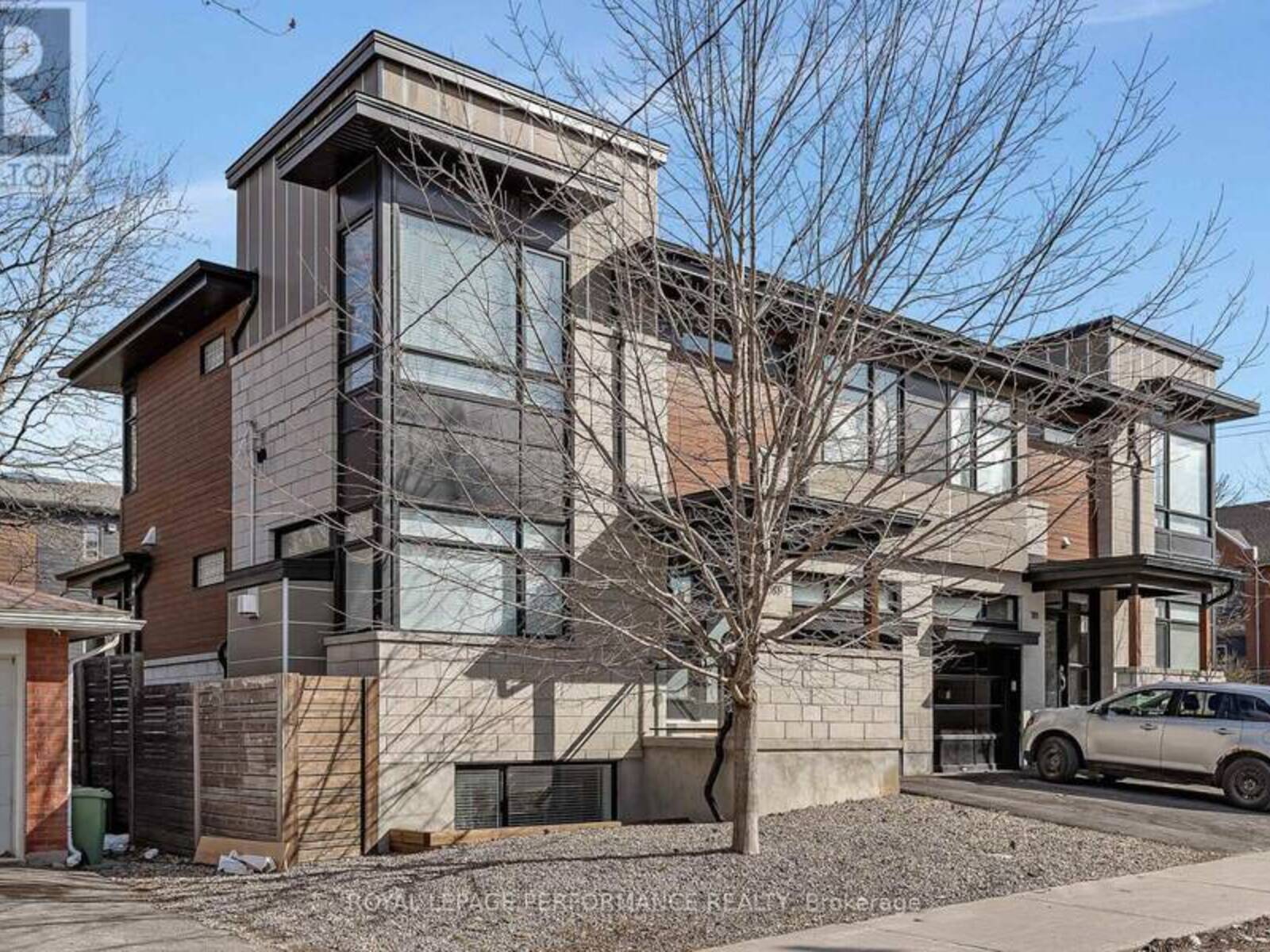 383 PRINCETON AVENUE, Ottawa, Ontario K2A 4E1