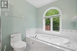 63 BUNTING LANE | Ottawa Ontario | Slide Image Sixteen