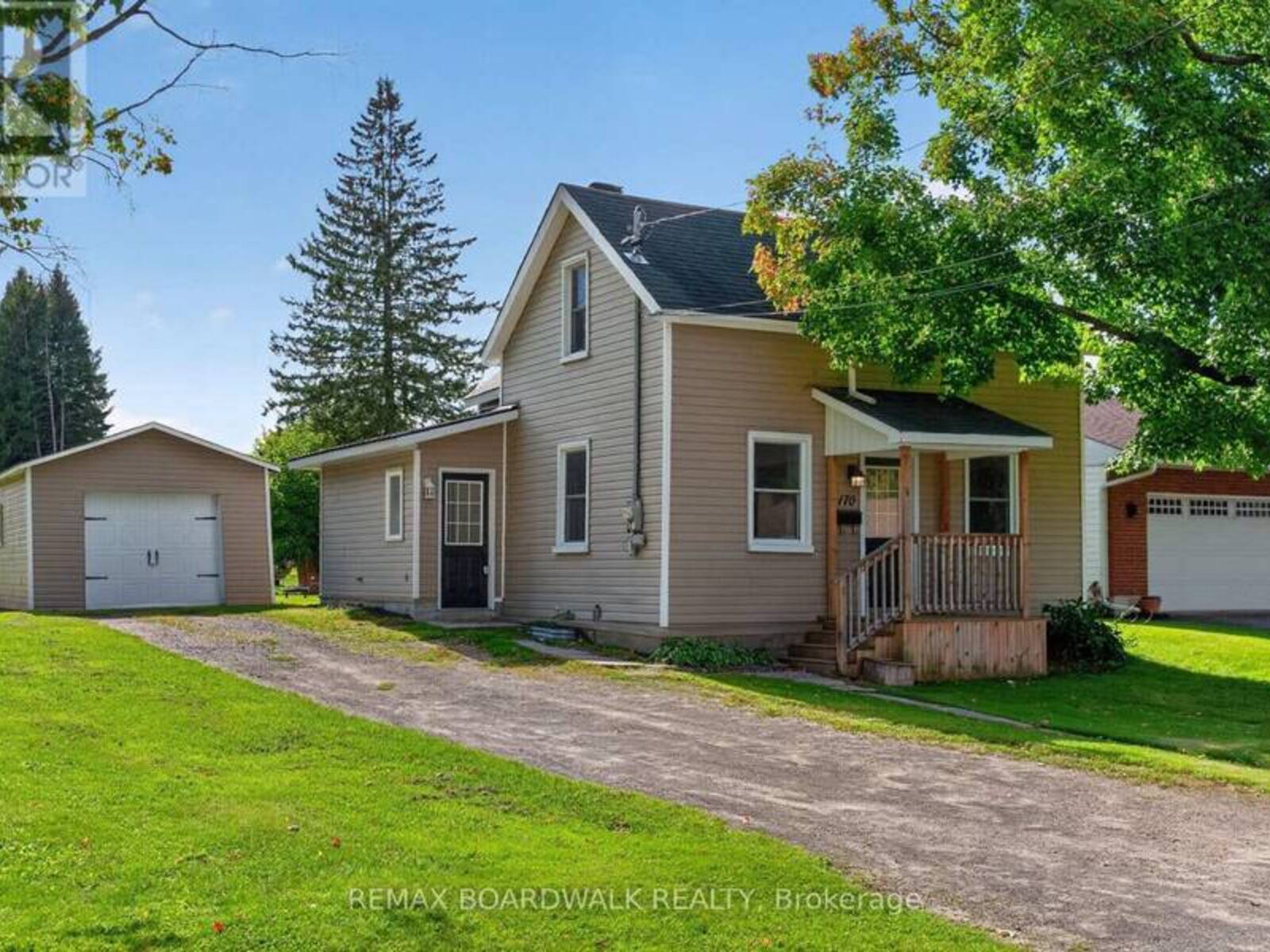 170 POOLE STREET, Arnprior, Ontario K7S 1J2