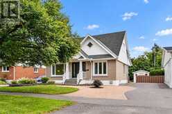 2544 SEVERN AVENUE | Ottawa Ontario | Slide Image One