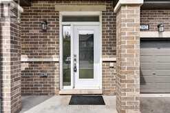 292 LIVERY STREET | Ottawa Ontario | Slide Image Three