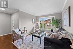 20 PICKWICK DRIVE | Ottawa Ontario | Slide Image Seven