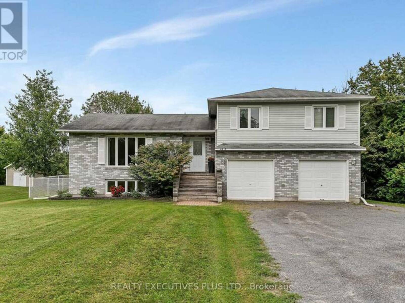 4413 CHAMPLAIN STREET, Clarence-Rockland, Ontario K0A 1E0