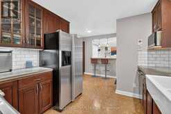 567 REDWOOD AVENUE | Ottawa Ontario | Slide Image Twelve