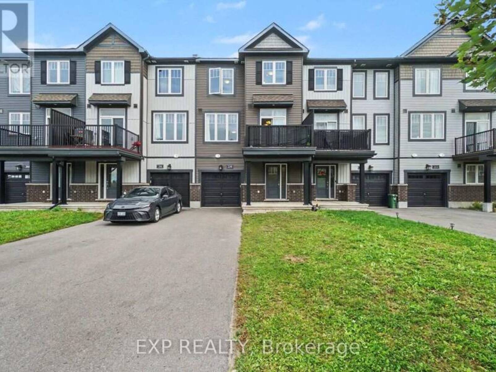 208 LIEBE TERRACE, Ottawa, Ontario K2J 6R9