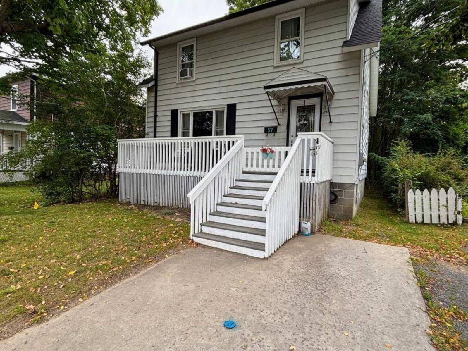 57 ABERDEEN AVENUE, Smiths Falls, Ontario K7A 4N7