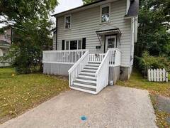 57 ABERDEEN AVENUE Smiths Falls Ontario, K7A 4N7