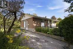 2587 ROMAN AVENUE | Ottawa Ontario | Slide Image One