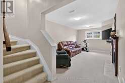 343 ROLLING MEADOW CRESCENT | Ottawa Ontario | Slide Image Forty