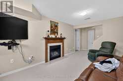 343 ROLLING MEADOW CRESCENT | Ottawa Ontario | Slide Image Forty-three