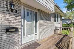 303 HOYLAKE CRESCENT | Ottawa Ontario | Slide Image Twenty-six