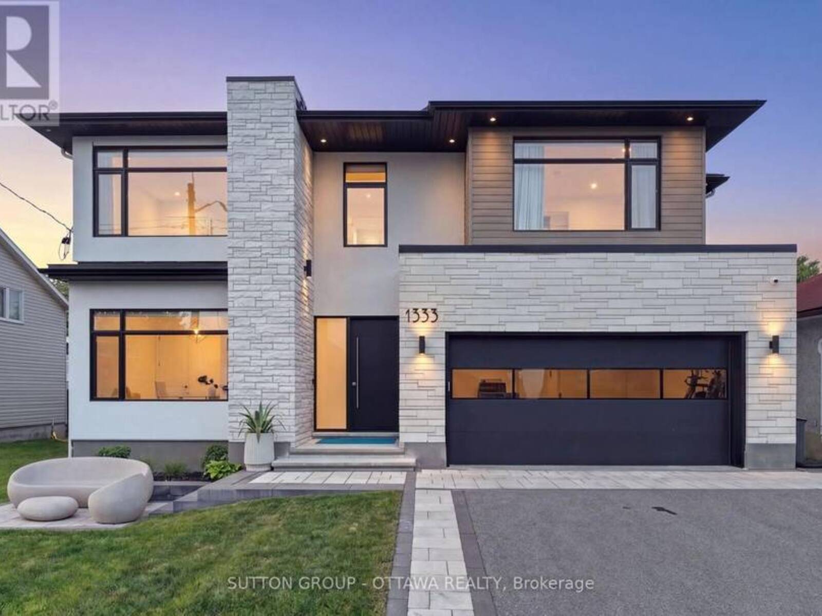 1533 ROSEBELLA AVENUE NW, Ottawa, Ontario K1T 1G6