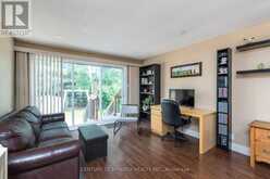 68 SHELDRAKE DRIVE E | Ottawa Ontario | Slide Image Twelve