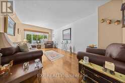 494 LAWLER CRESCENT | Ottawa Ontario | Slide Image Nine