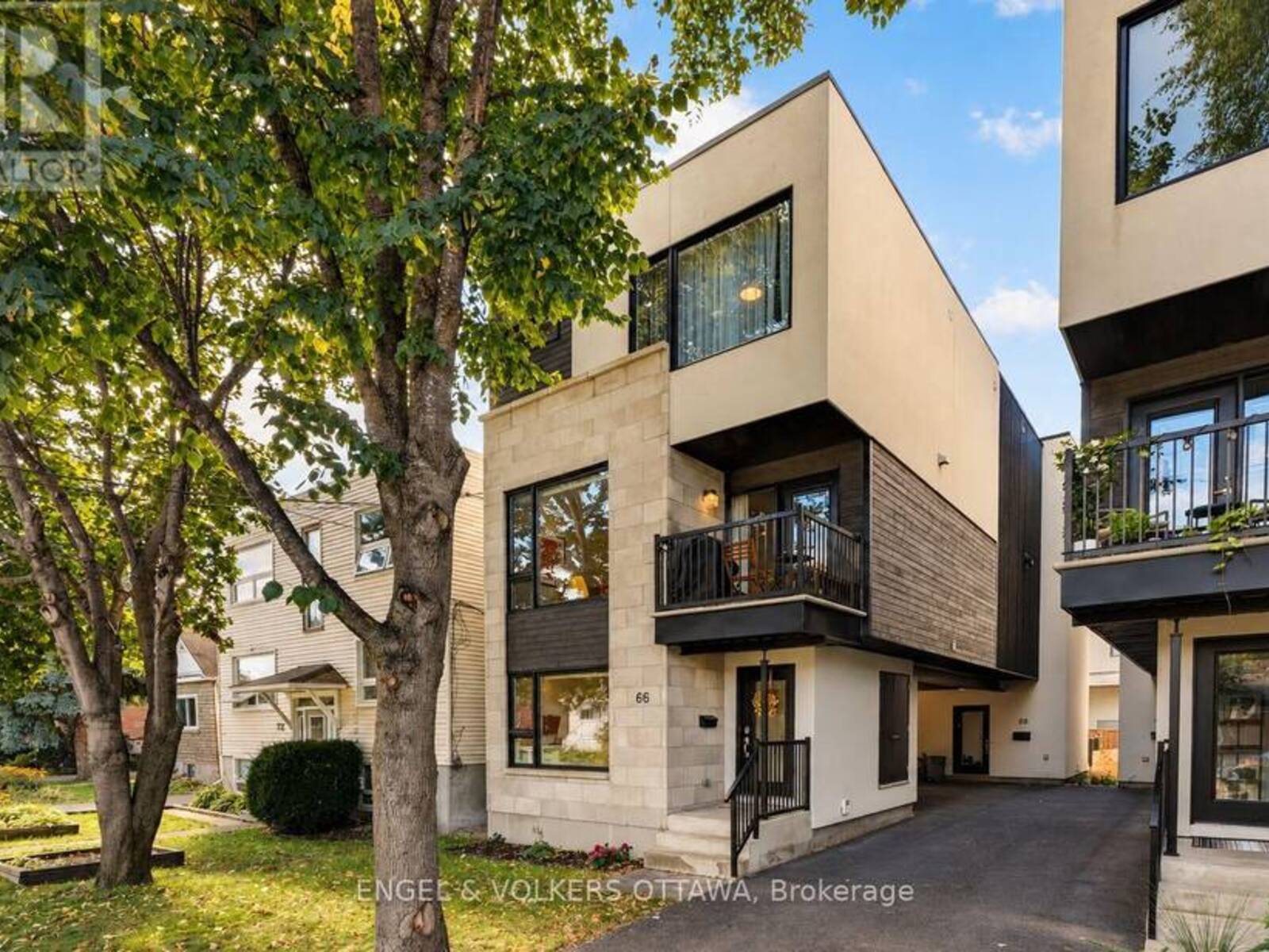 66 JOLLIET AVENUE, Ottawa, Ontario K1L 5H2