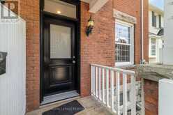72 SPRINGFIELD ROAD | Ottawa Ontario | Slide Image Three