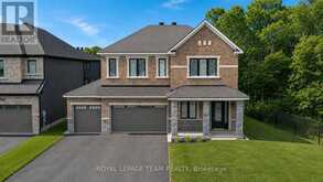 649 BRIDGEPORT AVENUE | Ottawa Ontario | Slide Image One