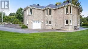 987 1000 ISLANDS PARKWAY | Leeds and the Thousand Islands Ontario | Slide Image Forty-six