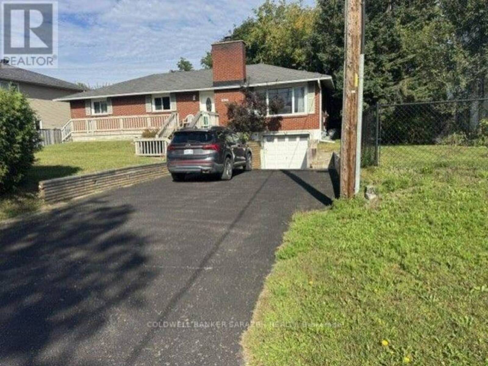 1427 ROSEBELLA AVENUE, Ottawa, Ontario K1T 1E5