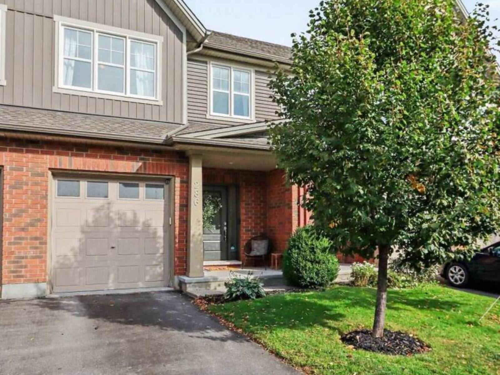 286 FERGUS CRESCENT, Ottawa, Ontario K2J 3L7
