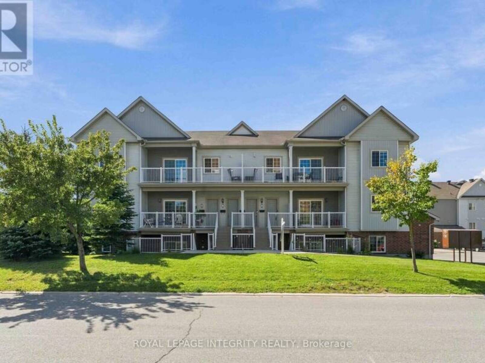 100 D ARTESA PRIVATE, Ottawa, Ontario K2S 0J8