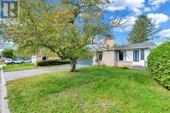 101 COUNTRY LANE W | Ottawa Ontario | Slide Image Three
