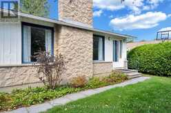 101 COUNTRY LANE W | Ottawa Ontario | Slide Image Four