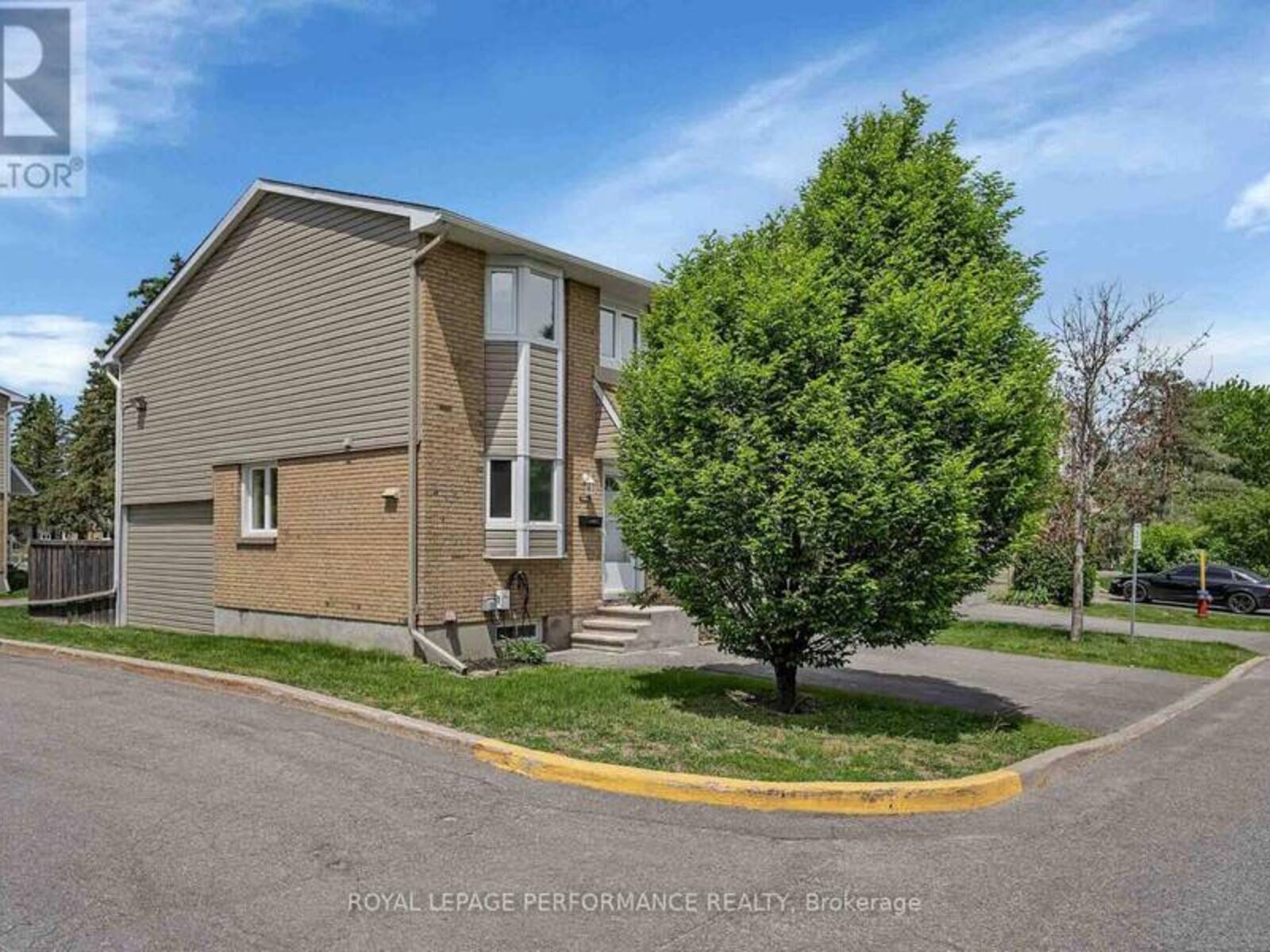 A - 1780 LAMOUREUX DRIVE, Ottawa, Ontario K1E 2N4