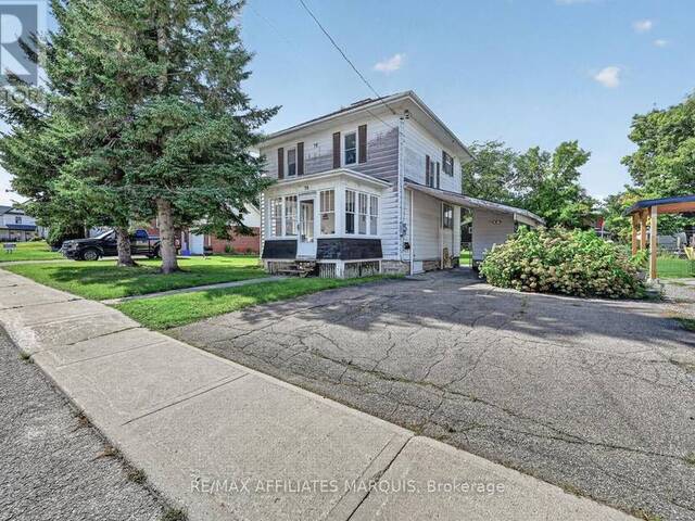 38 ABEL STREET Smiths Falls Ontario, K7A 4M1 - 3 Bedrooms Home For Sale