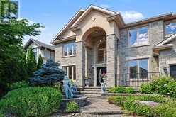 523 KOCHAR DRIVE | Ottawa Ontario | Slide Image Three