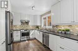 4 WINCHESTER DRIVE | Ottawa Ontario | Slide Image Nine